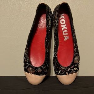 Women’s Kokua size 39 Eur (size 8 US)